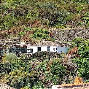 https://casa-bastina.in-canary-islands.com